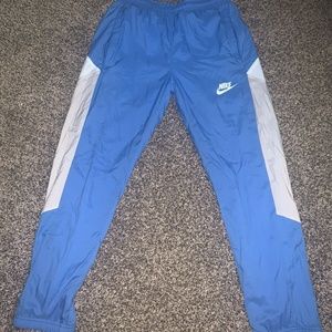 $90 Nike Men's Sportswear Classic Woven Track Athl